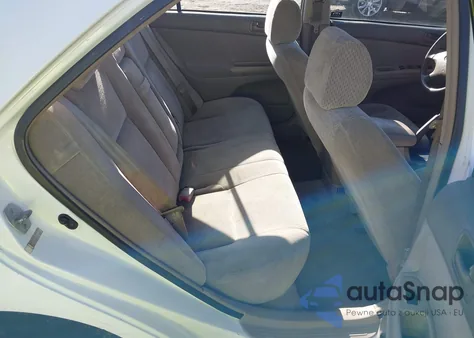 2002 Toyota Camry Le from USA, damaged, VIN 4T1BE32K82U042045